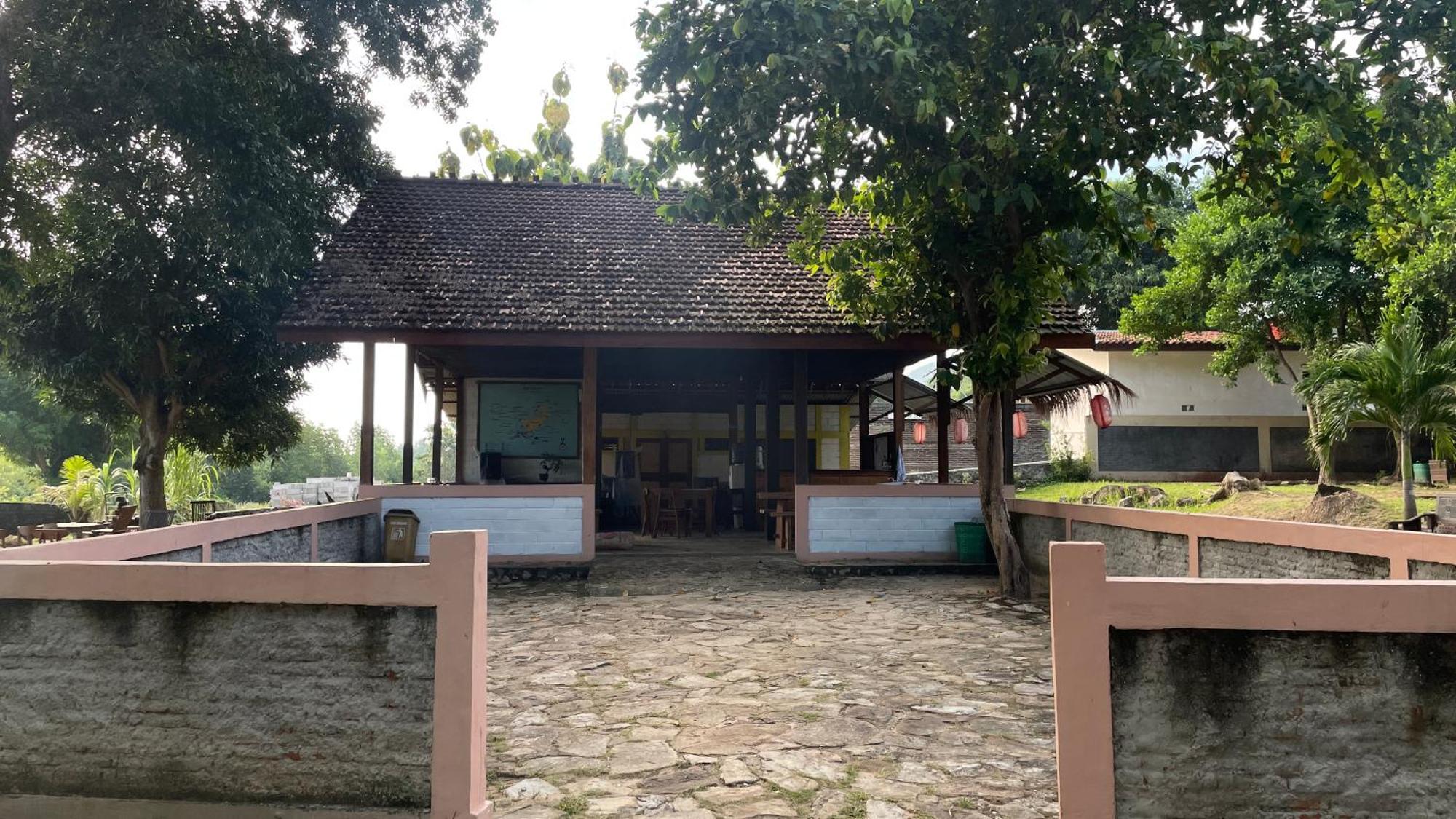 קרימונג'אווה Mangrove Inn מראה חיצוני תמונה